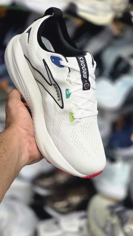 کتونی بروکس مدل بروکس گلیسیرین ۲۲ | Brooks Glycerin 22 | سایز ۴۰تا۴۵ | ساخت ویتنام | کیفیت مستر