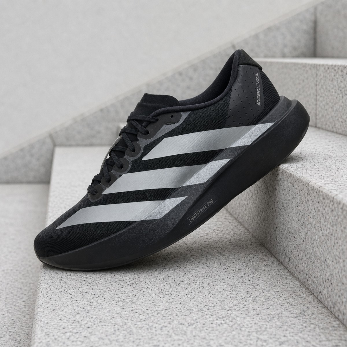 کتونی ادیداس مدل ادیزیرو اوو اس ال | Adidas Adizero Evo SL | سایز ۴۰تا۴۵ | ساخت ویتنام | کیفیت مستر