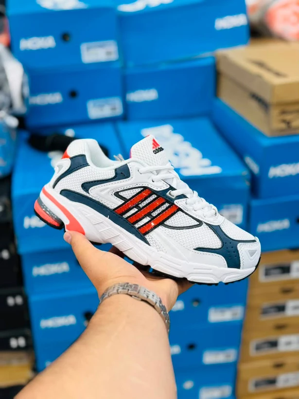 کتونی آدیداس مدل ریسپانس سی‌ال | Adidas Response CL | سایز ۴۰تا۴۵ | ساخت ویتنام | کیفیت مستر