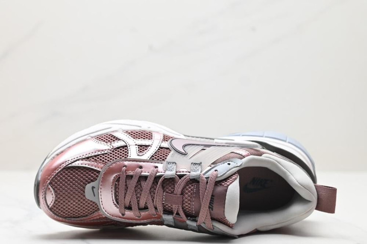 کتونی نایکی مدل ویتوکی ران | Nike V2K Run | سایز ۳۷تا۴۰ | ساخت ویتنام | کیفیت مستر