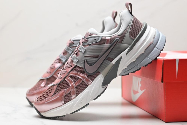 کتونی نایکی مدل ویتوکی ران | Nike V2K Run | سایز ۳۷تا۴۰ | ساخت ویتنام | کیفیت مستر