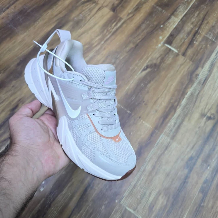 کتونی نایکی مدل وی‌تو‌کی ران | Nike V2K Run | سایز ۳۷تا۴۰ | ساخت ویتنام | کیفیت مستر