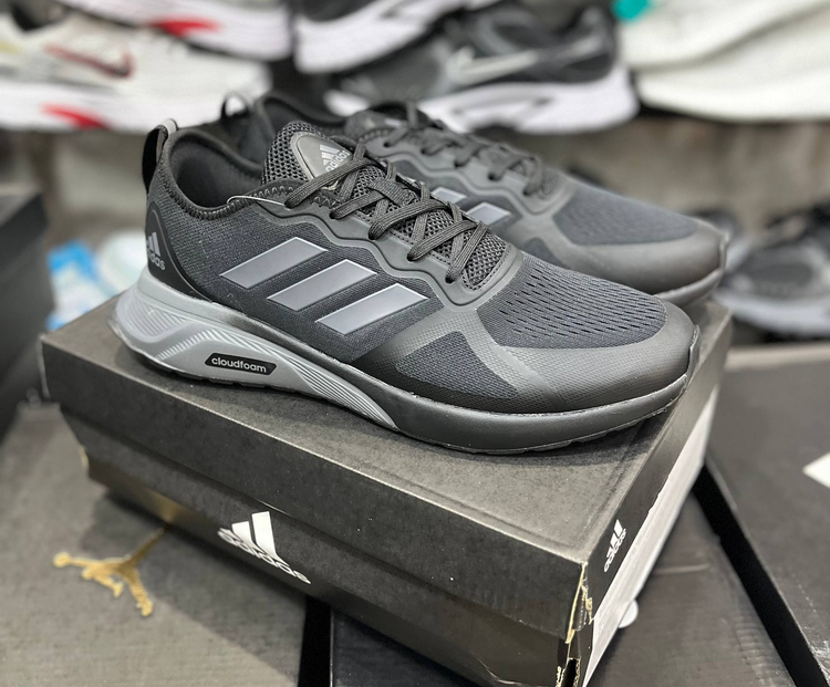 کتونی آدیداس مدل کلودفوم | Adidas Cloudfoam | سایز ۴۰تا۴۵ | ساخت ویتنام | کیفیت مستر