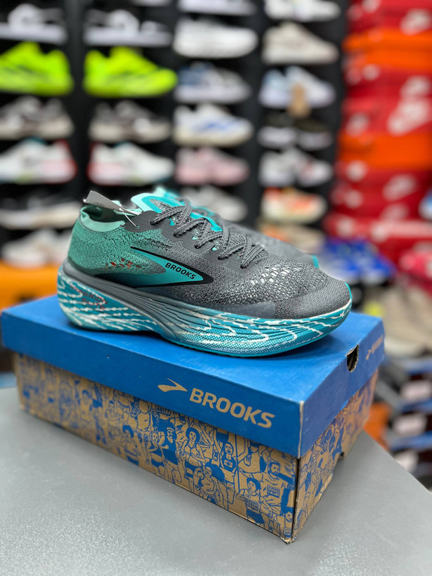 کتونی بروکس مدل هایپریون الیت ۴ | Brooks Hyperion Elite 4 | سایز ۳۹تا۴۵ | ساخت ویتنام | کیفیت مستر