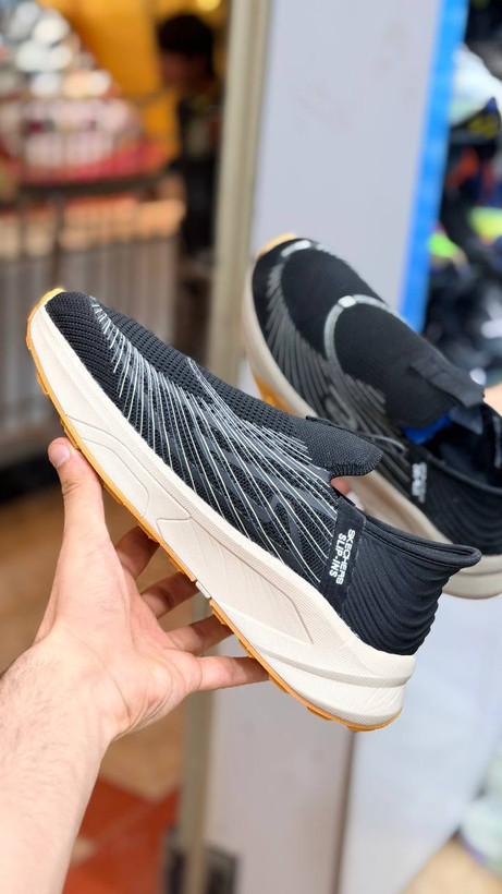 کتونی اسکیچرز مدل اسلیپ اینز | Skechers Slip-Ins | سایز 40تا۴۵ | ساخت ویتنام | کیفیت مستر
