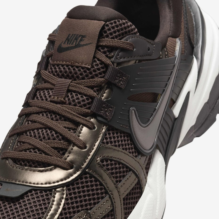 کتونی نایکی مدل ویتوکی ران | Nike V2K Run | سایز ۴۰تا۴۵ | ساخت ویتنام | کیفیت مستر