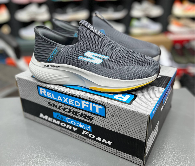 کتونی اسکیچرز مدل اسلیپ اینز | Skechers Slip-Ins | سایز 40تا۴۵ | ساخت ویتنام | کیفیت مستر