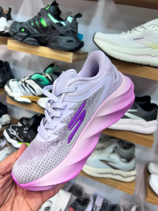 کتونی اسکیچرز مدل هایپربرست کربن | Skechers Hyperburst Carbon | سایز ۳۷تا۴۰ | ساخت ویتنام | کیفیت مستر
