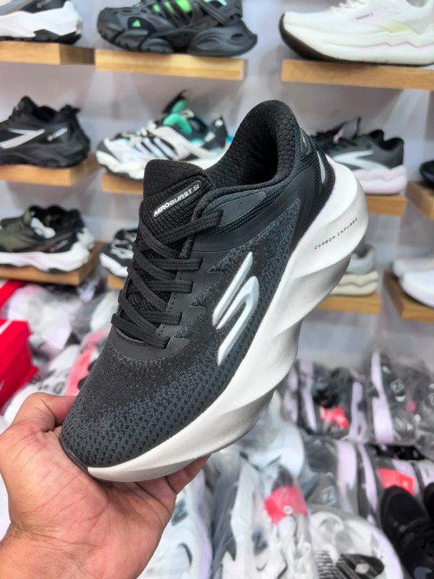 کتونی اسکیچرز مدل هایپربرست کربن | Skechers Hyperburst Carbon | سایز ۳۷تا۴۰ | ساخت ویتنام | کیفیت مستر