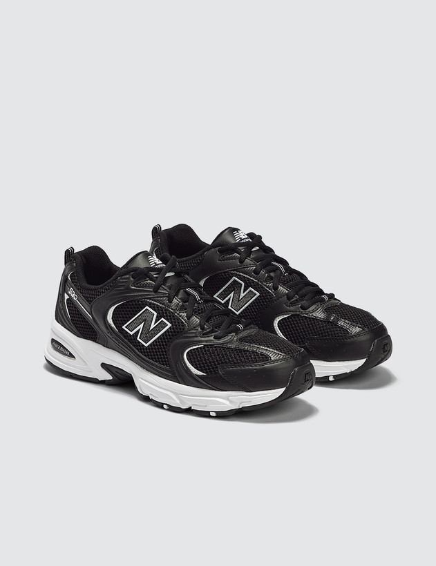 کتونی نیوبالانس مدل ۵۳۰ | New Balance 530 | سایز ۴۲ | ساخت ویتنام | کیفیت مستر