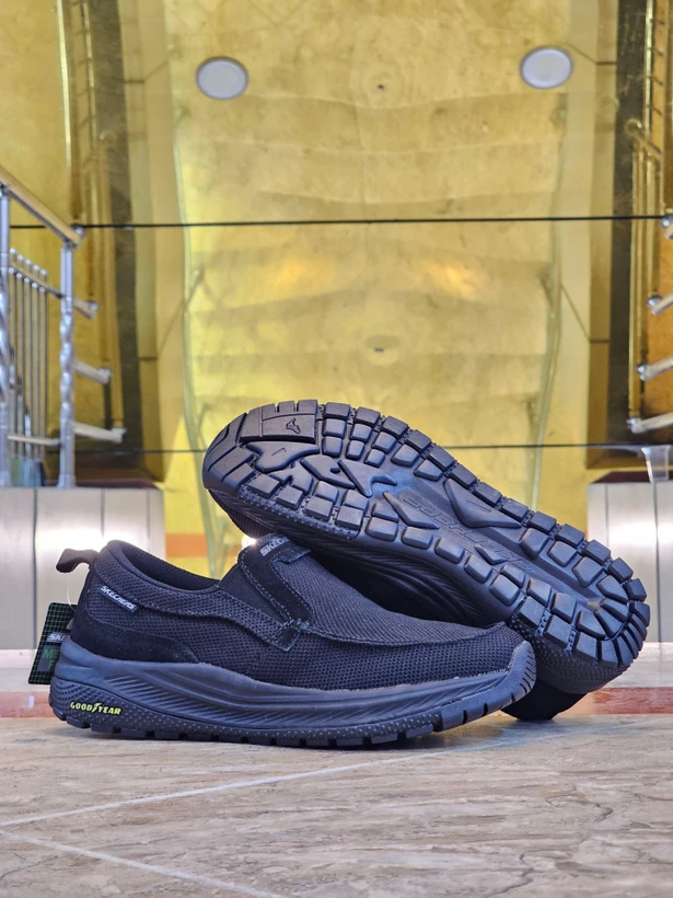 کتونی اسکیچرز مدل اسلیپ اینز | Skechers Slip-Ins | سایز 40تا۴۵ | ساخت ویتنام | کیفیت مستر