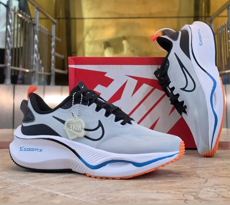 کتونی نایکی مدل زوم ایکس اینویسیبل ۳ | Nike ZoomX Invicible 3 | سایز ۴۰تا۴۵ | ساخت ویتنام | کیفیت مستر