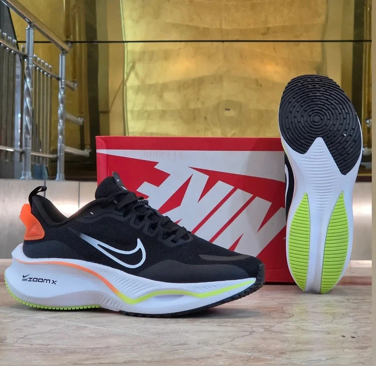 کتونی نایکی مدل زوم ایکس اینویسیبل ۳ | Nike ZoomX Invicible 3 | سایز ۴۰تا۴۵ | ساخت ویتنام | کیفیت مستر