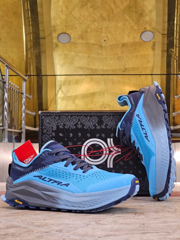 کتونی آلترا مدل اولیمپوس 6 | Altra Olympus 6 | سایز ۴۰تا۴۵ | ساخت ویتنام | کیفیت مستر